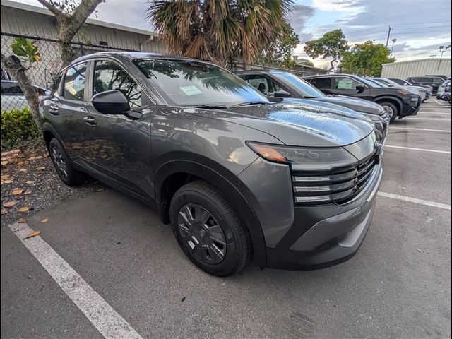 2025 Nissan Kicks S