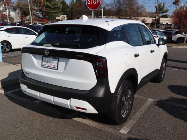 2025 Nissan Kicks S