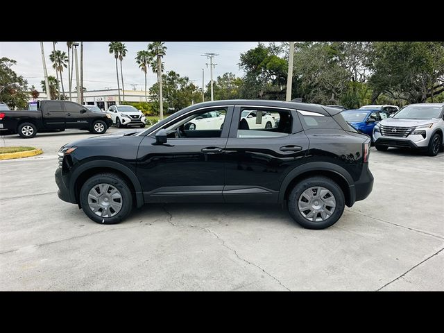 2025 Nissan Kicks S