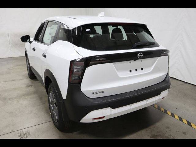 2025 Nissan Kicks S