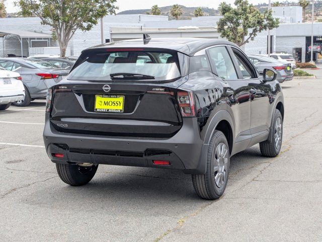 2025 Nissan Kicks S