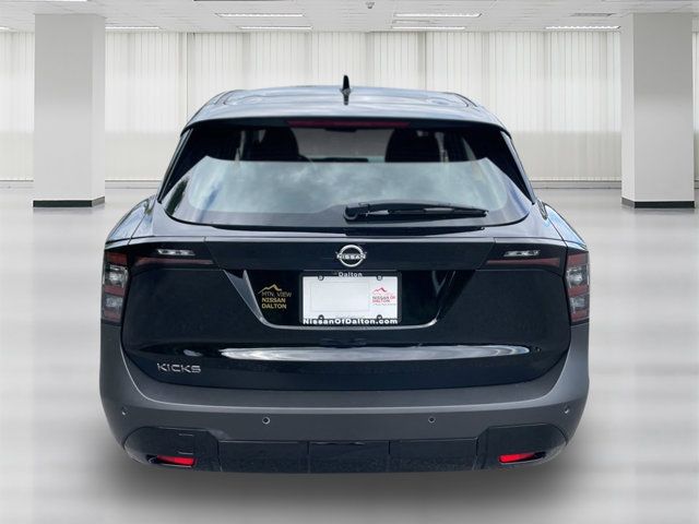 2025 Nissan Kicks S