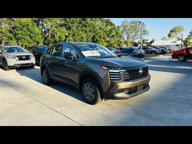 2025 Nissan Kicks S