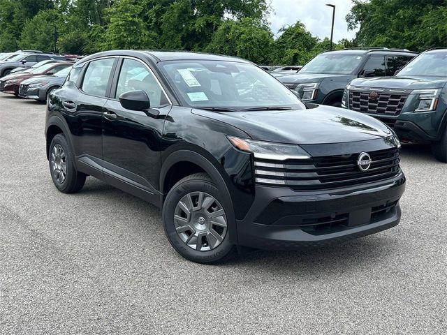 2025 Nissan Kicks S