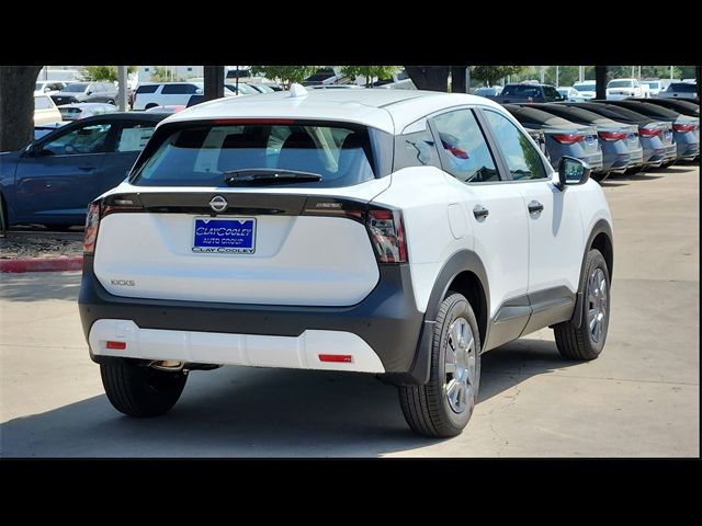 2025 Nissan Kicks S