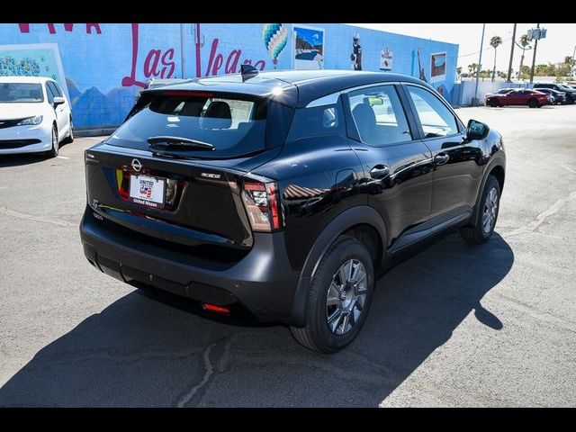 2025 Nissan Kicks S