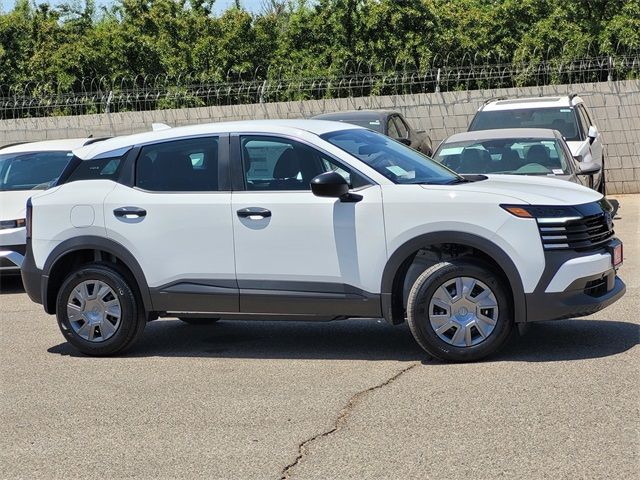 2025 Nissan Kicks S