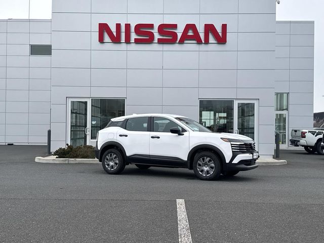 2025 Nissan Kicks S