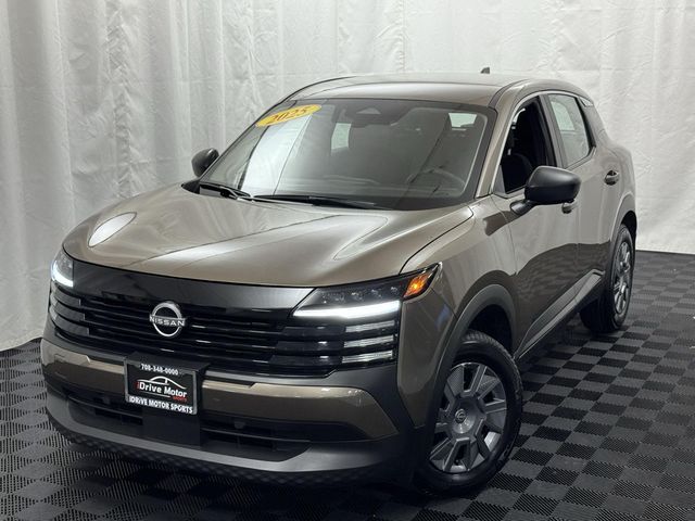 2025 Nissan Kicks S