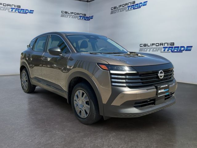 2025 Nissan Kicks S