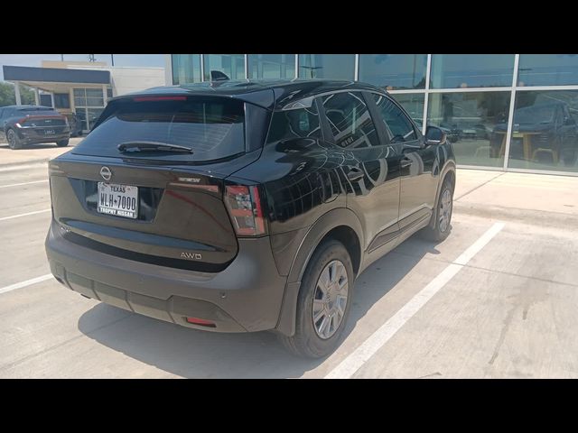2025 Nissan Kicks S