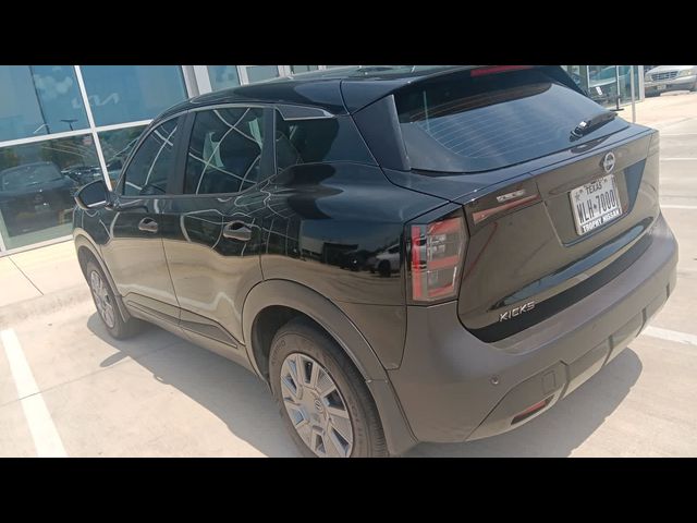 2025 Nissan Kicks S