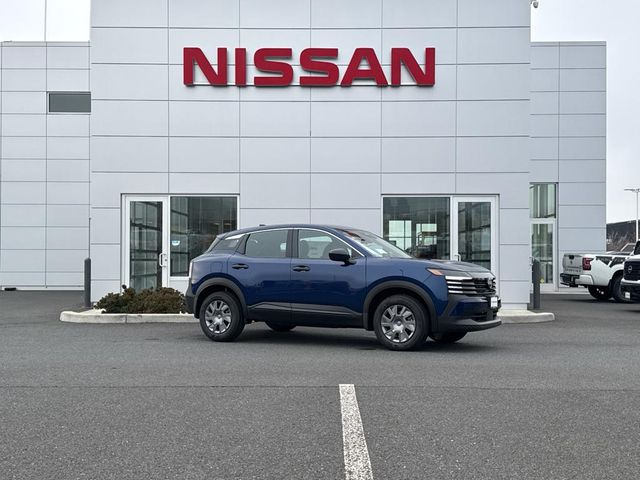 2025 Nissan Kicks S