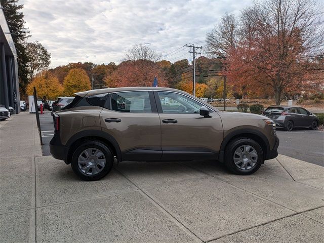 2025 Nissan Kicks S