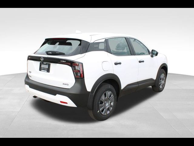 2025 Nissan Kicks S