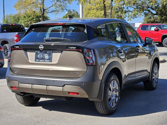 2025 Nissan Kicks S