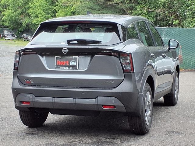 2025 Nissan Kicks S