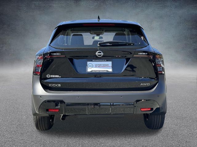 2025 Nissan Kicks S