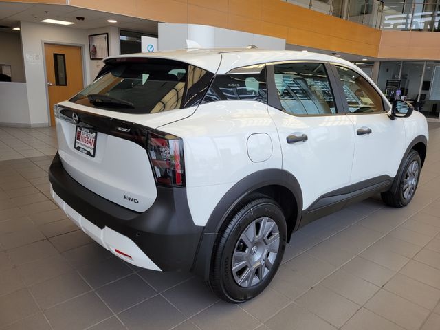 2025 Nissan Kicks S