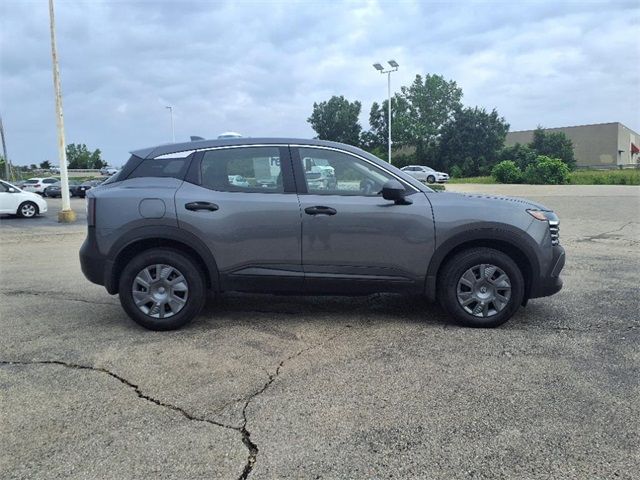 2025 Nissan Kicks S