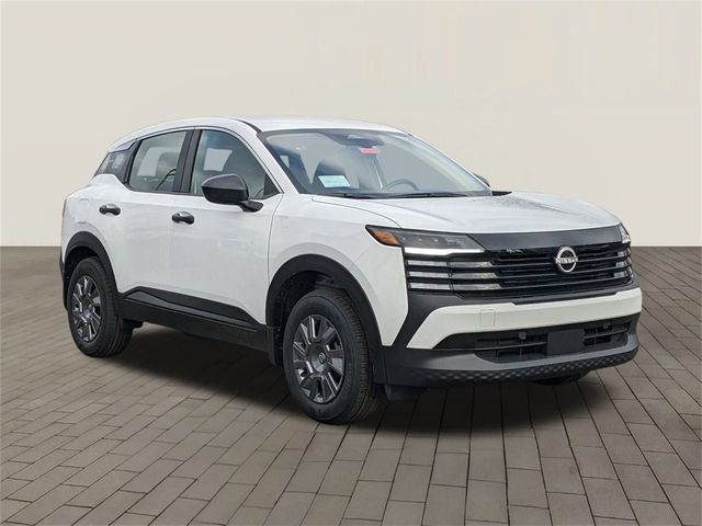 2025 Nissan Kicks S