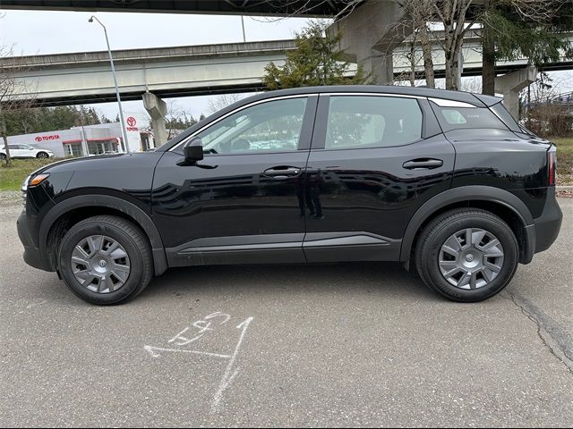 2025 Nissan Kicks S