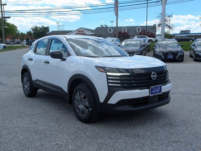 2025 Nissan Kicks S