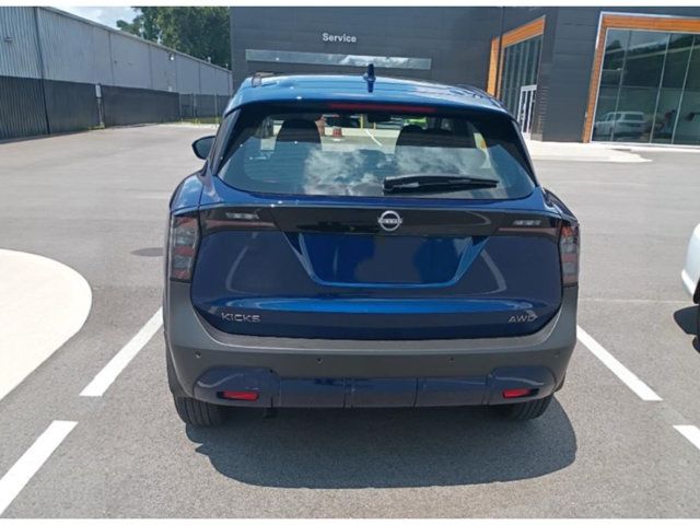 2025 Nissan Kicks S