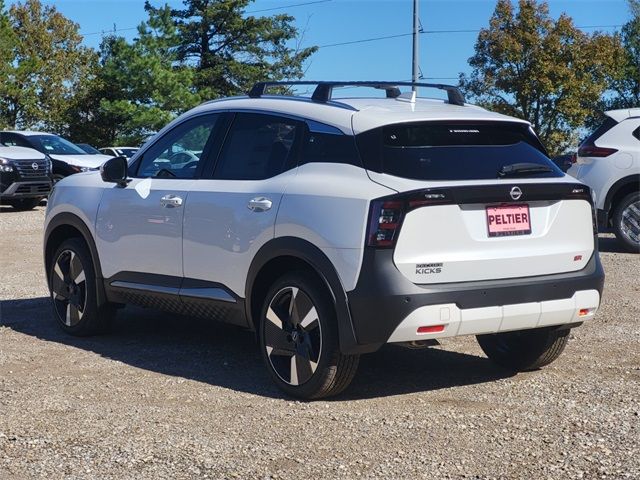 2025 Nissan Kicks SR