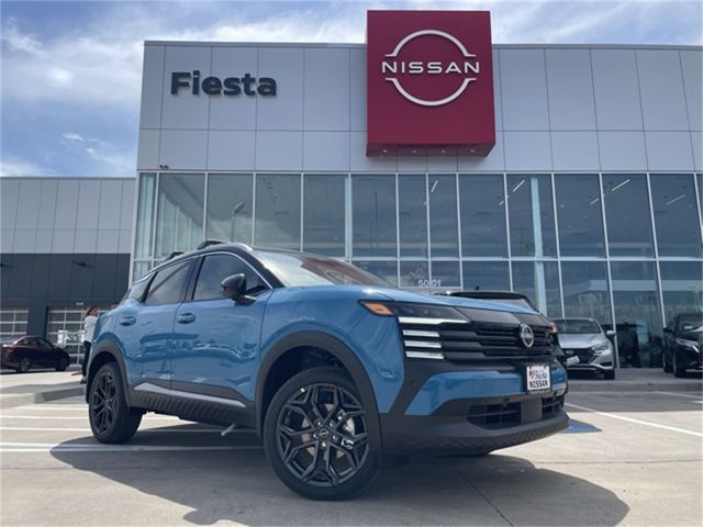 2025 Nissan Kicks SR