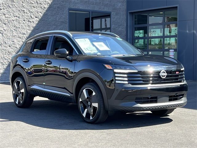 2025 Nissan Kicks SR