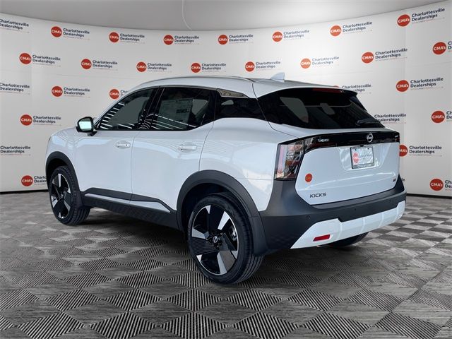 2025 Nissan Kicks SR