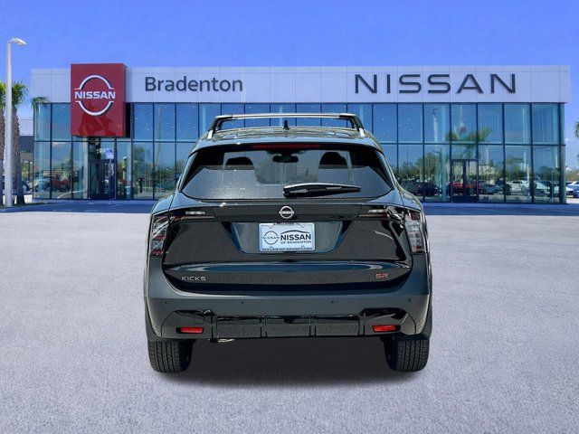 2025 Nissan Kicks SR