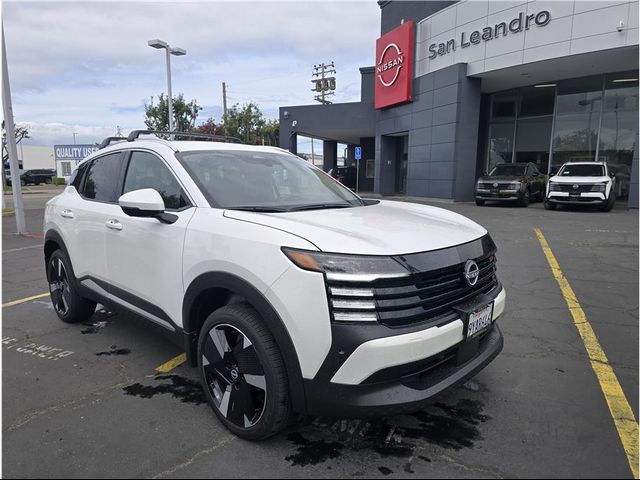 2025 Nissan Kicks SR