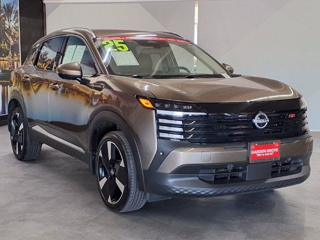 2025 Nissan Kicks SR