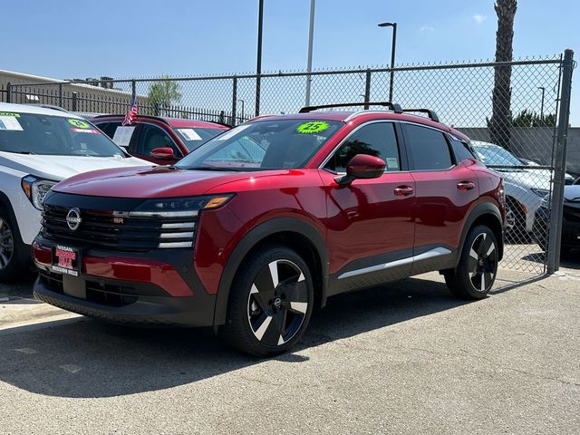 2025 Nissan Kicks SR