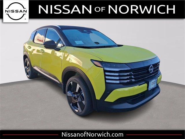 2025 Nissan Kicks SR