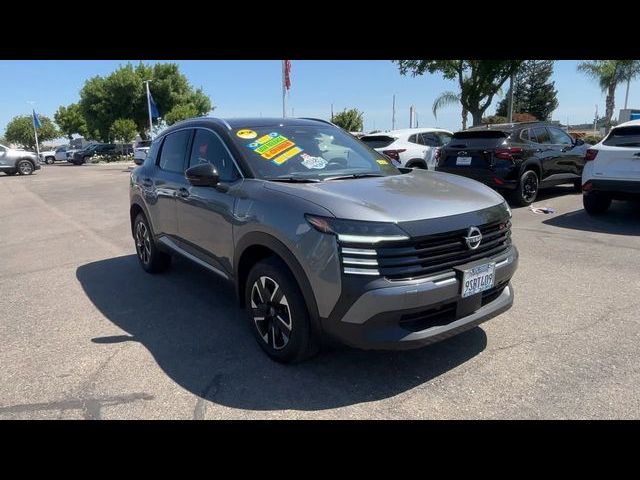 2025 Nissan Kicks SR
