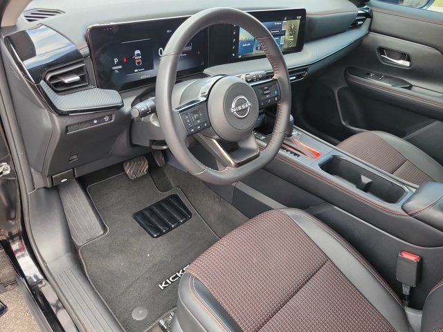 2025 Nissan Kicks SR