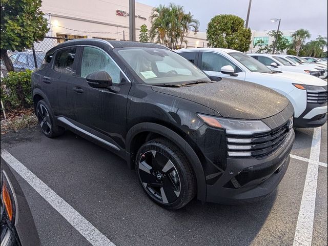 2025 Nissan Kicks SR
