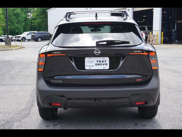 2025 Nissan Kicks SR