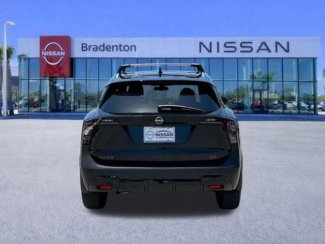 2025 Nissan Kicks SR