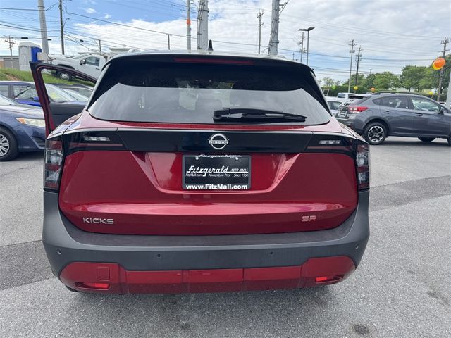 2025 Nissan Kicks SR