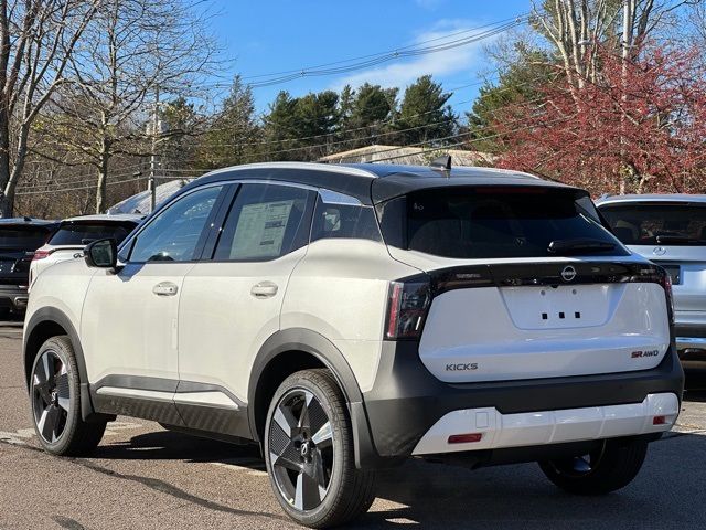 2025 Nissan Kicks SR