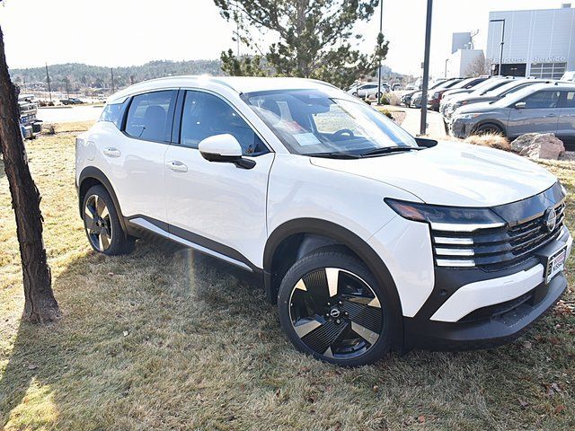 2025 Nissan Kicks SR