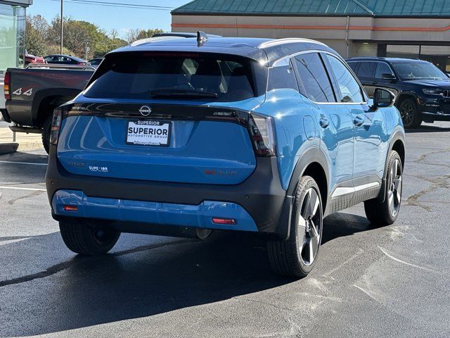 2025 Nissan Kicks SR