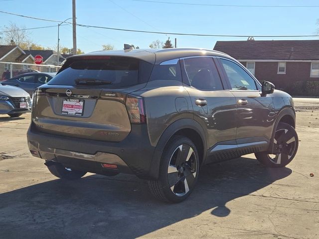 2025 Nissan Kicks SR