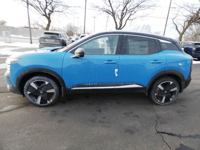 2025 Nissan Kicks SR
