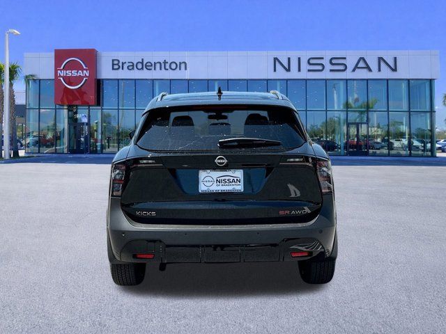 2025 Nissan Kicks SR