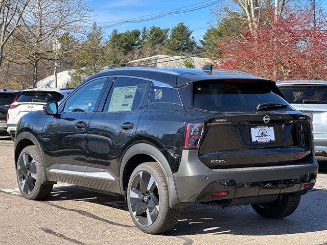 2025 Nissan Kicks SR